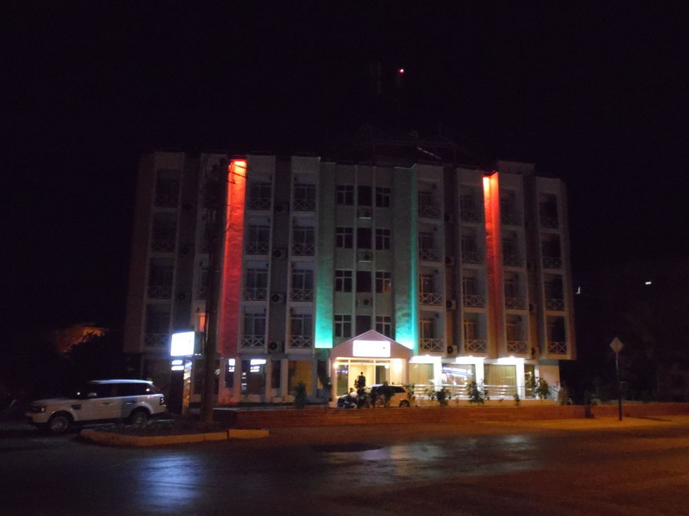 Winecity Hotel Demre Esterno foto